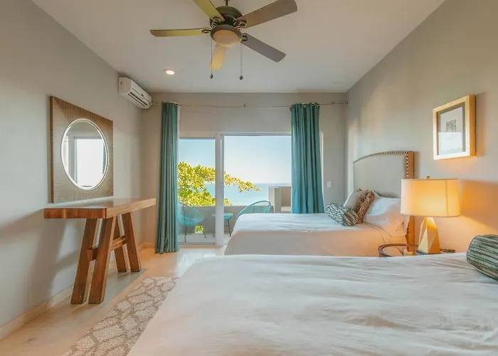 Casa De Olas - Ocean View Villa *