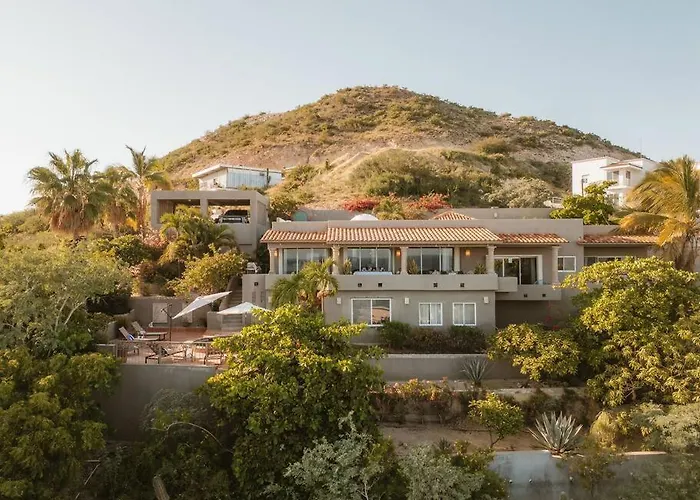 Casa De Olas - Ocean View Villa